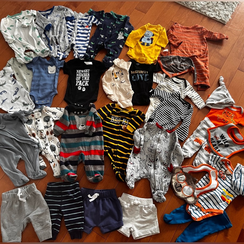 Lot of newborn clothes